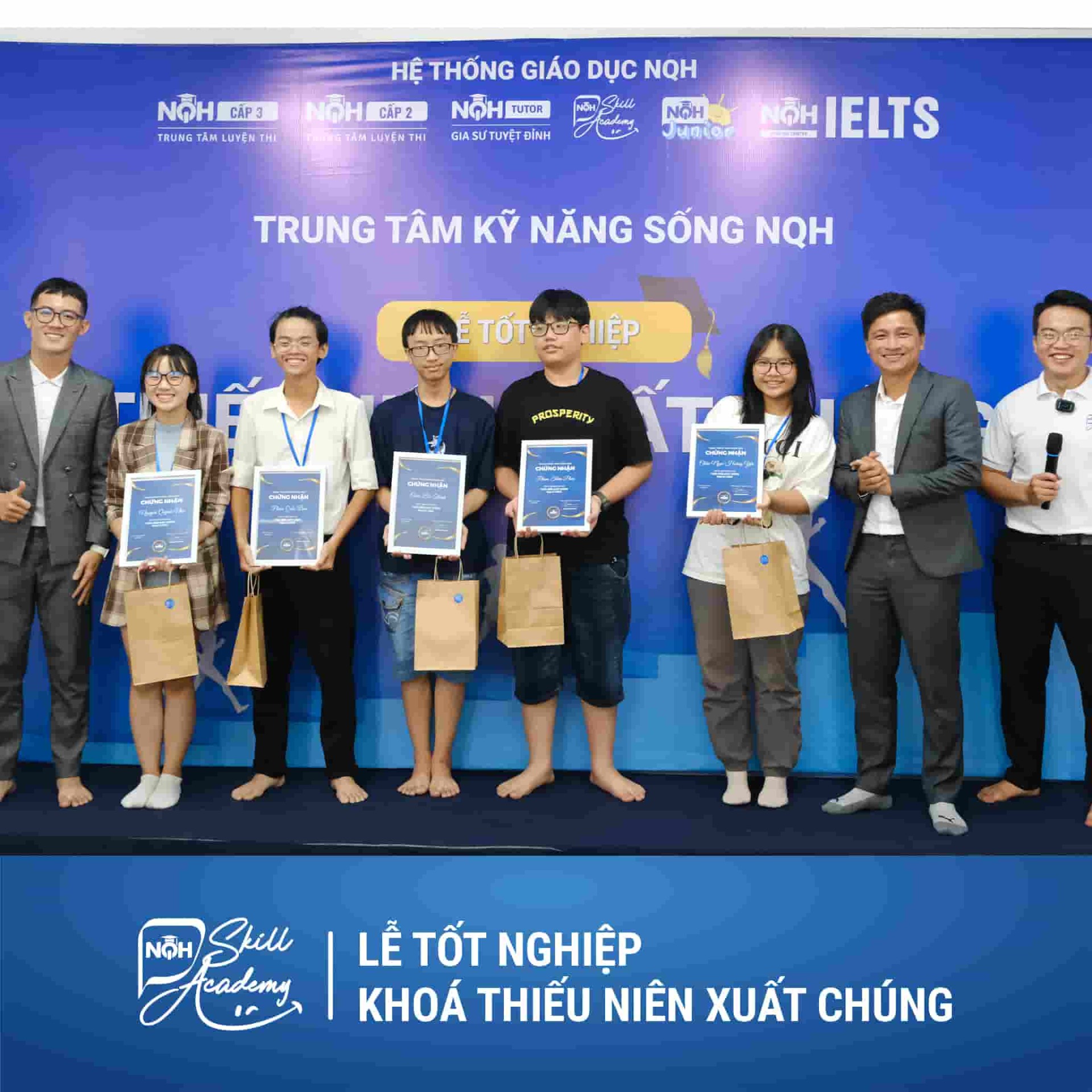 Lễ Tốt nghiệp Thiếu Niên Xuất Chúng khóa 01