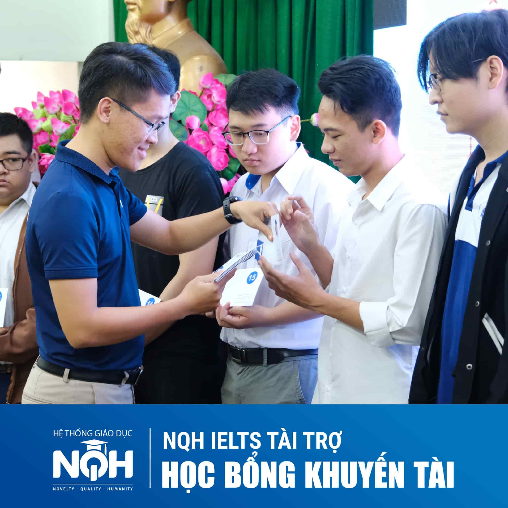 NQH IELTS Tài Trợ Học Bổng Khuyến Tài Năm Học 2023 - 2024