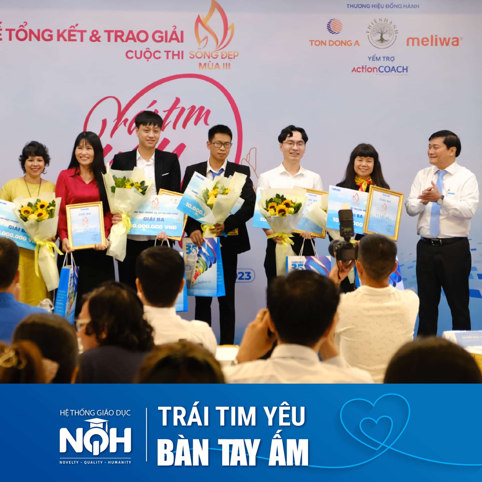 NQH Tham Dự Lễ Trao Giải Cuộc Thi Sống Đẹp Lần Thứ 3