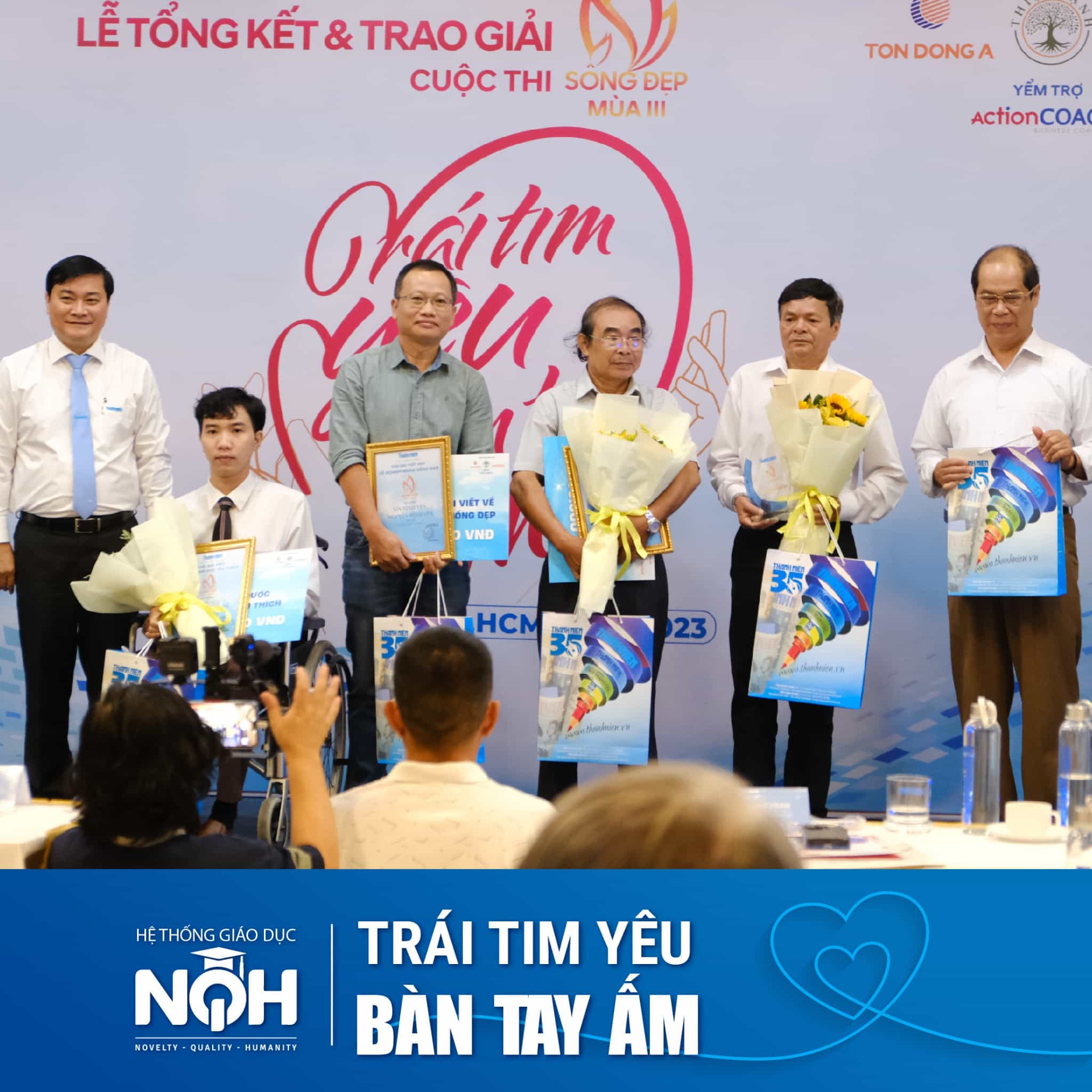 NQH Tham Dự Lễ Trao Giải Cuộc Thi Sống Đẹp Lần Thứ 3