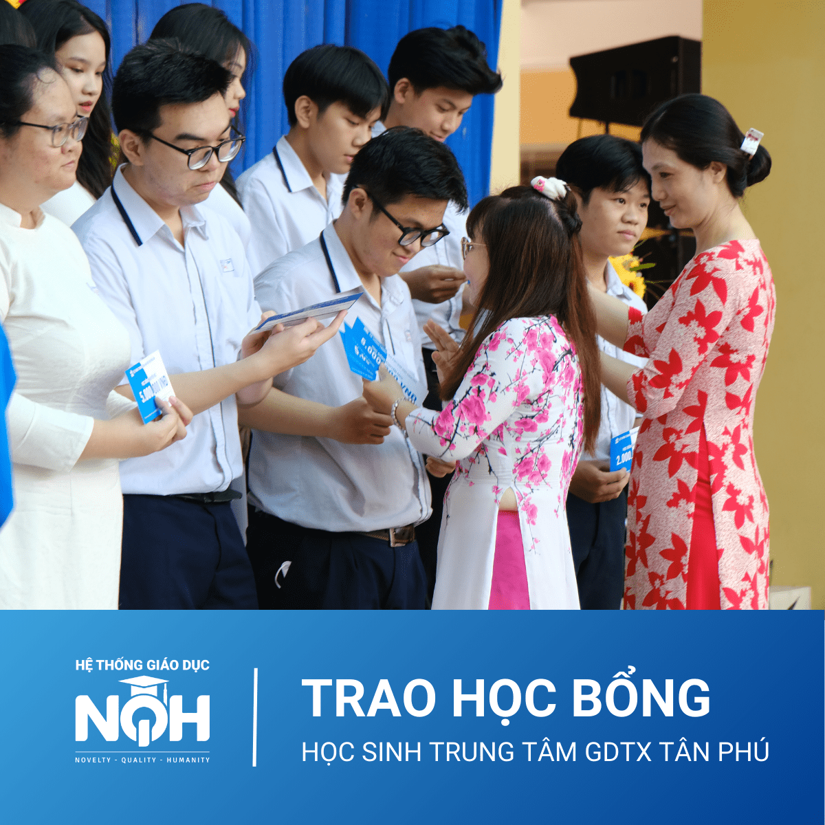 TRAO HỌC BỔNG HƠN 600 TRIỆU ĐỒNG CHO HỌC SINH TRUNG TÂM GDTX TÂN PHÚ