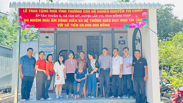 HỆ THỐNG GIÁO DỤC NQH ĐỒNG HÀNH XÂY NHÀ TÌNH NGHĨA CHO HỘ NGHÈO