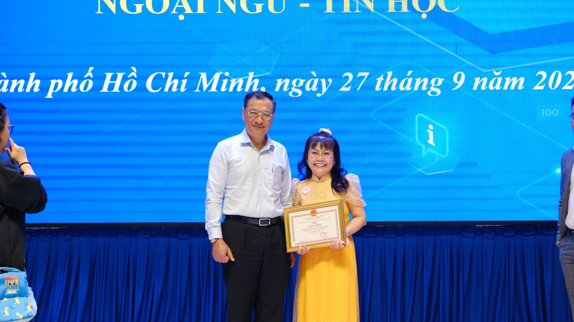 Hệ thống Anh ngữ NQH thuộc TOP 50 đơn vị đào tạo xuất sắc