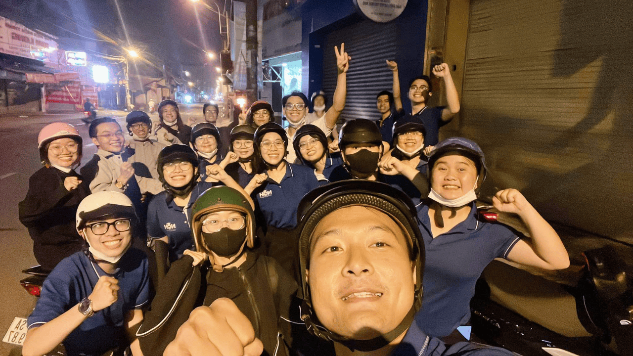 Chuyến Xe Lan Tỏa Yêu Thương Giữa Lòng Sài Gòn