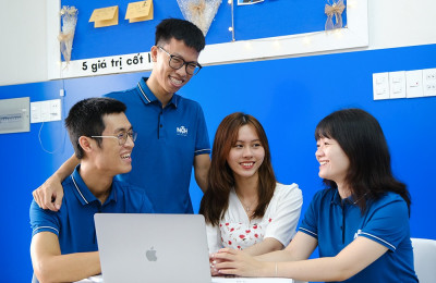 Connecting with NQH IELTS teachers