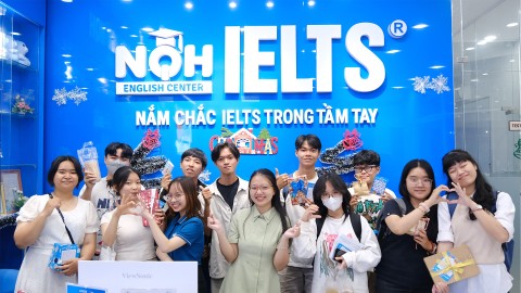 Giáng Sinh Yêu Thương cùng Đại Gia Đình NQH